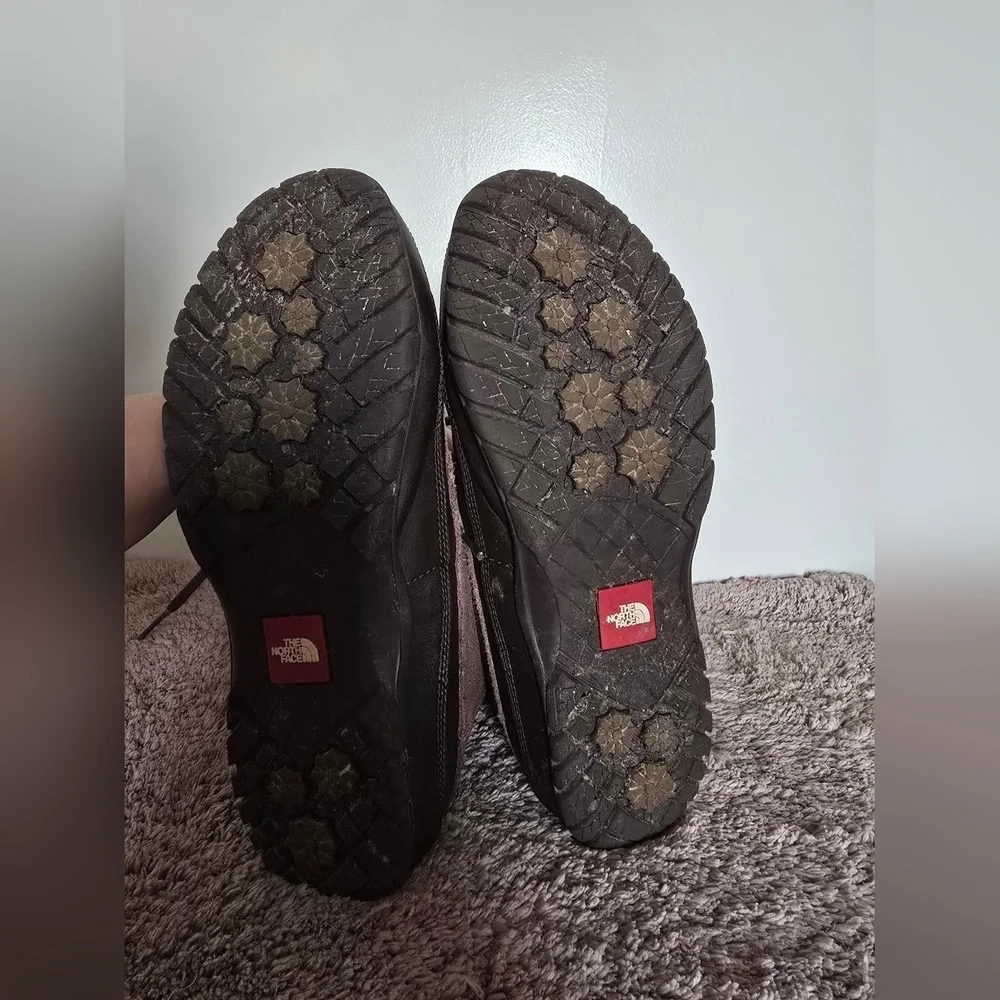 The North Face Brown Winter Boots with Fur Trim and Rubber Sole